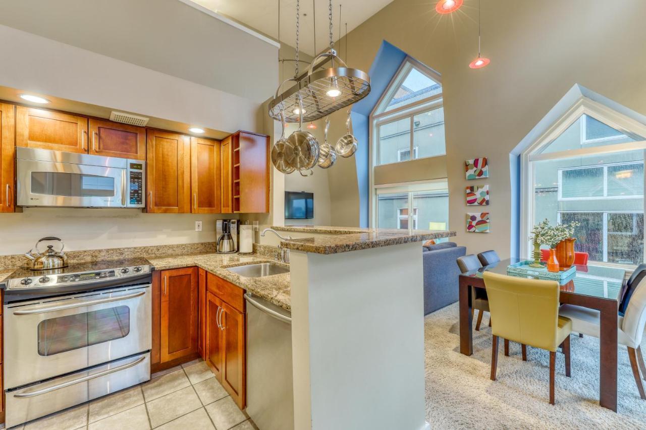 Belltown Court Sunset Suite Seattle Buitenkant foto