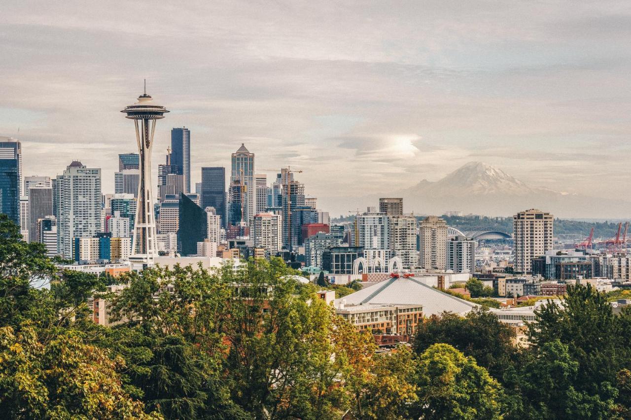 Belltown Court Sunset Suite Seattle Buitenkant foto